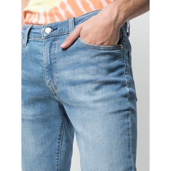 NEW Levi's Premium 511 Light Wash Jeans - Picture 3 of 4